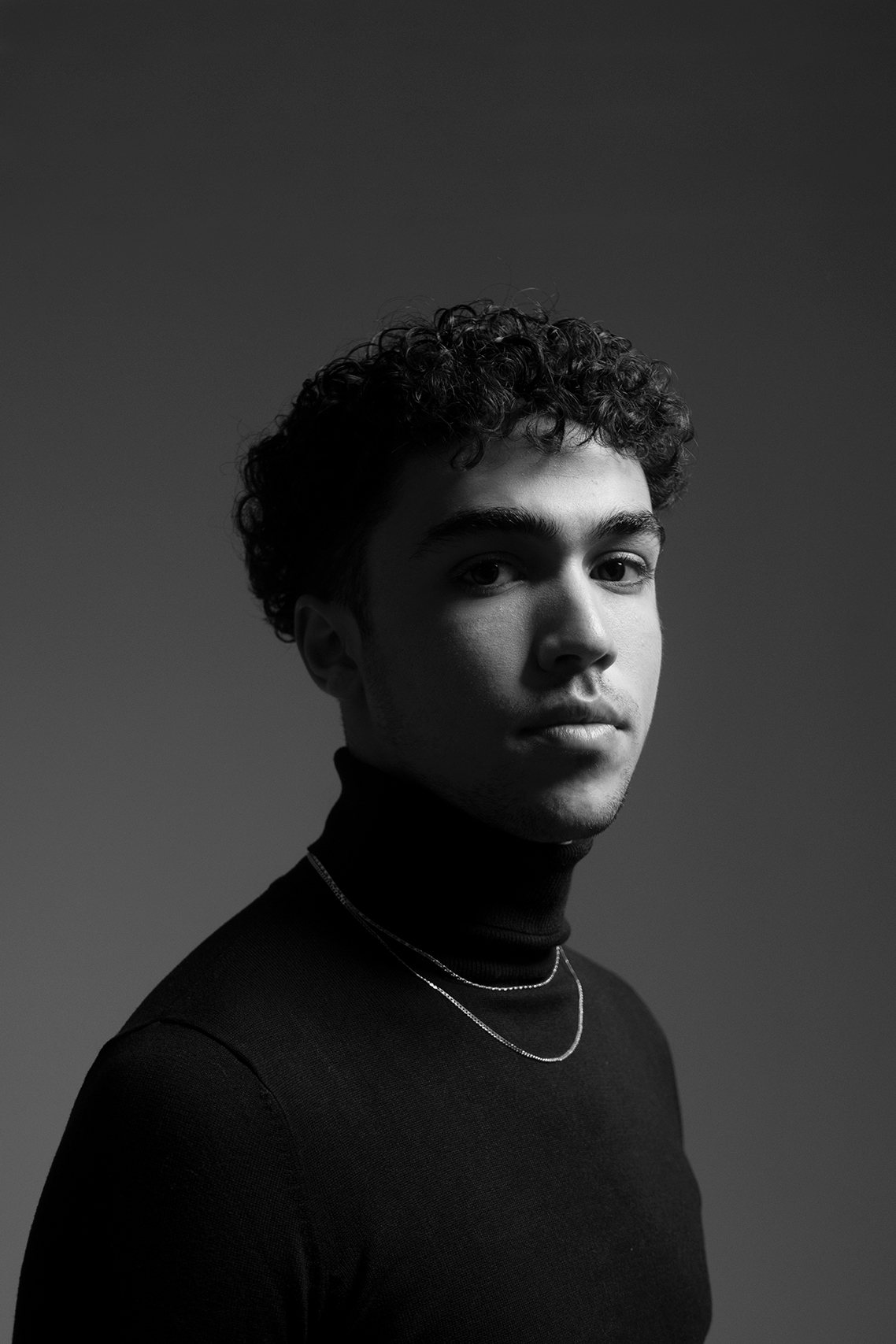 Carl Malapa ne se fixe pas de limites – MONART